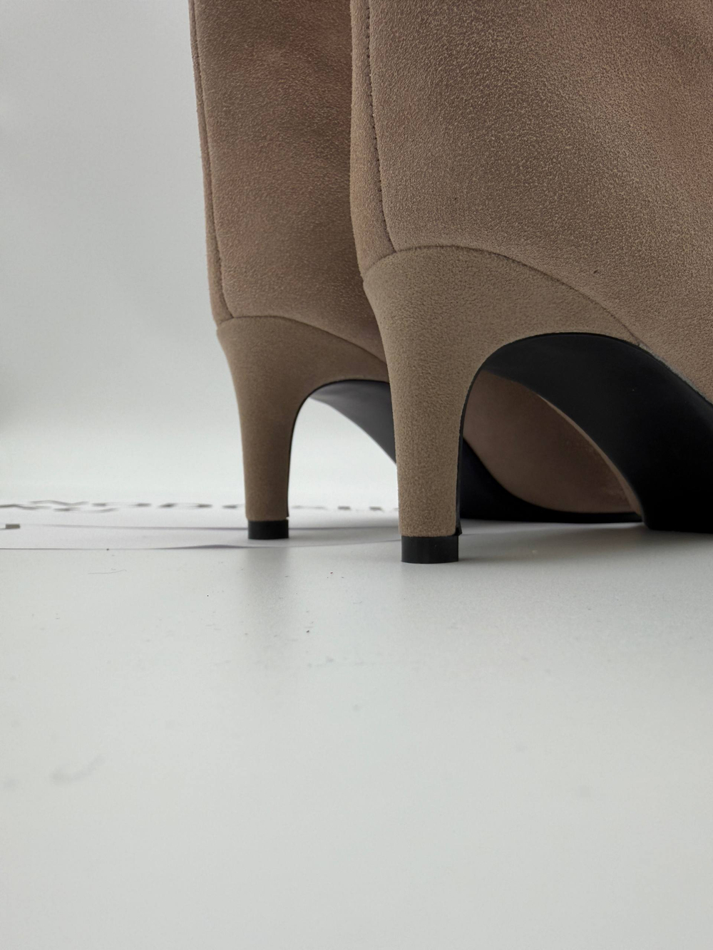 Ботильоны женские натуральная кожа артикул 8073-3 цвет "бежевый"