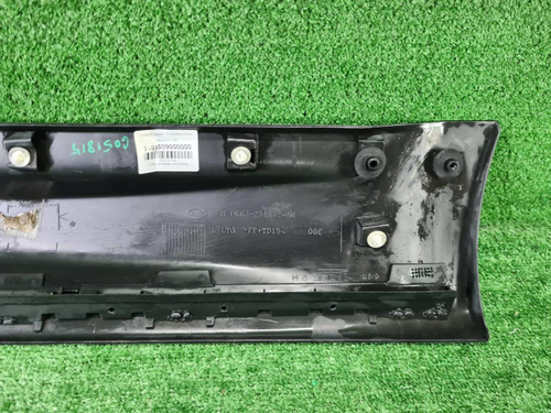 Накладка двери задняя правая Range Rover Sport 2 L494 (2013-2022)