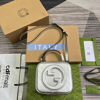 Gucci Blondie Top Handle Bag 17 cm