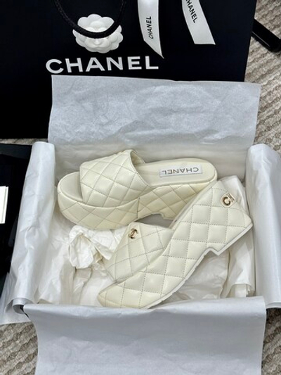 Chanel Slides
