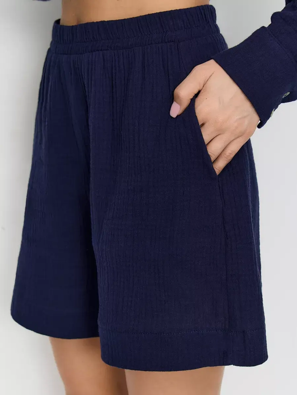 Костюм - пижама с шортами из муслина домашний оверсайз