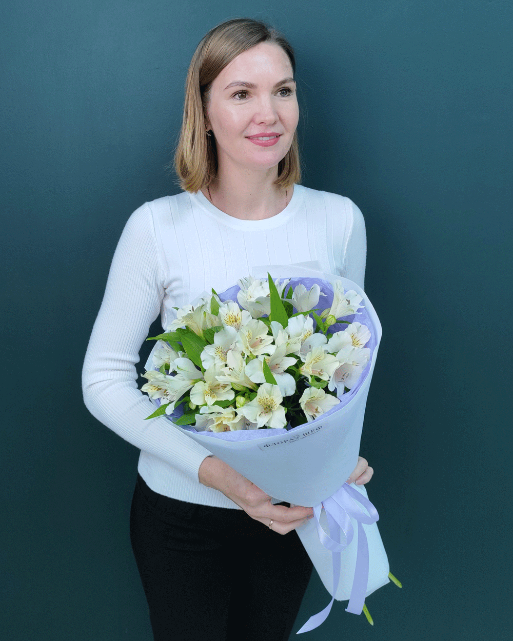 Букет альстромерия белая 5шт(00439)