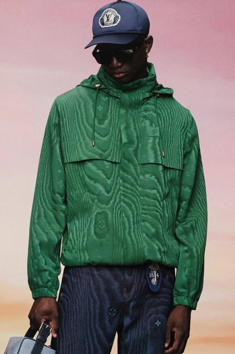 Ветровка Louis Vuitton