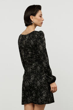 Платье-каре мини