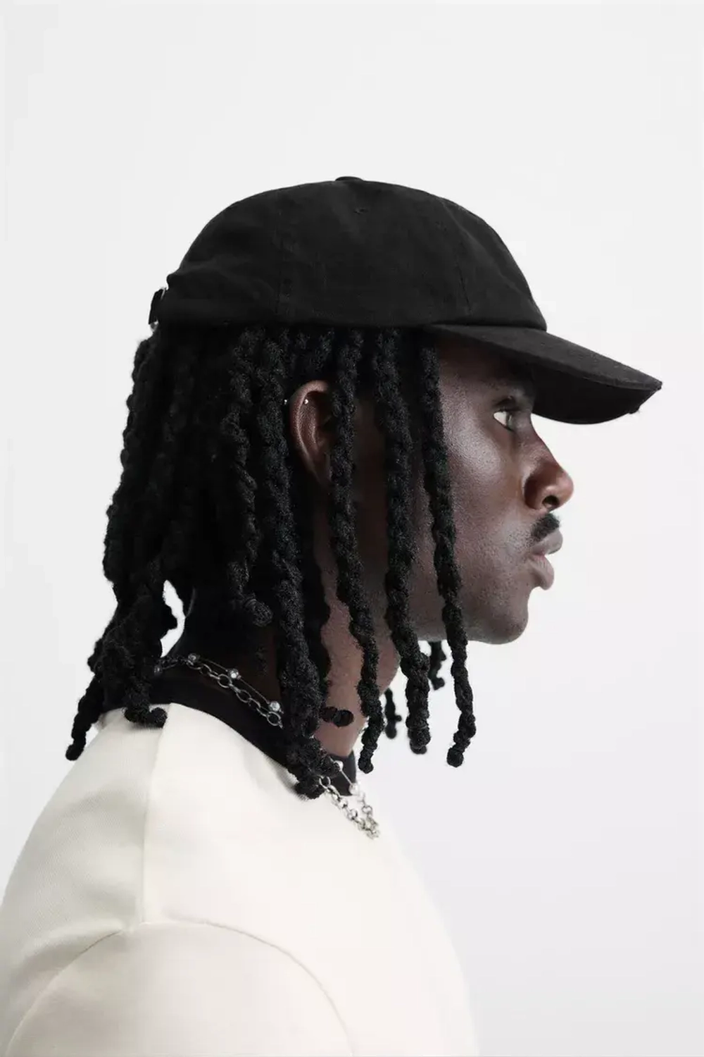 ZARA КЕПКА С ЭФФЕКТОМ ПОТЕРТОСТИ, ЧЕРНЫЙ