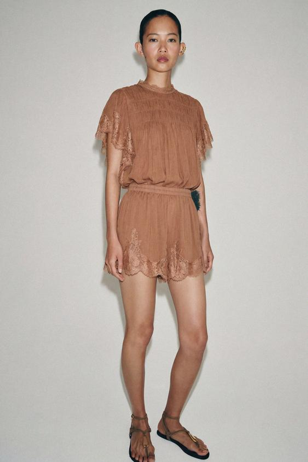 ZARA КРУЖЕВНЫЕ ШОРТЫ — ZW COLLECTION, ЧЕРЕПИЧНЫЙ
