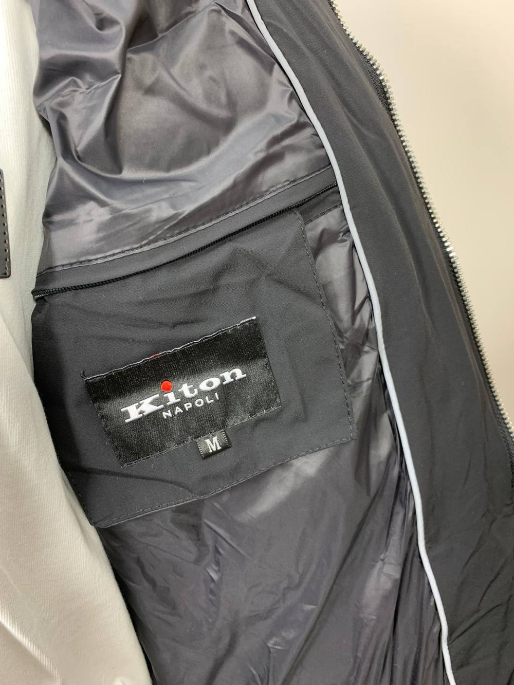 Пуховик Kiton