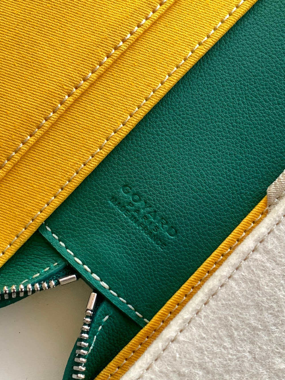 Goyard Compagnon Universel A4