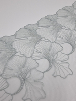 Вышивка на сетке серо-голубой/серебро К731 правая