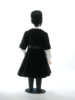 Кукла коллекционная Чеченец в национальном костюме