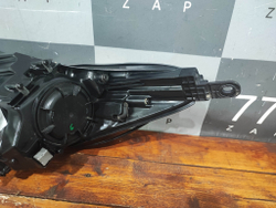 Фара правая галоген Kia Sportage 4 (QL) 16-18 Б/У Оригинал 92102F1010