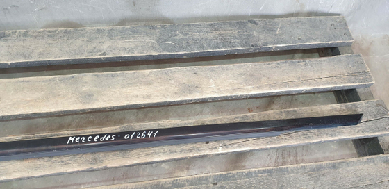 Молдинг двери передней левой E-Class Coupe (C238)  Б/У Оригинал A2387201907