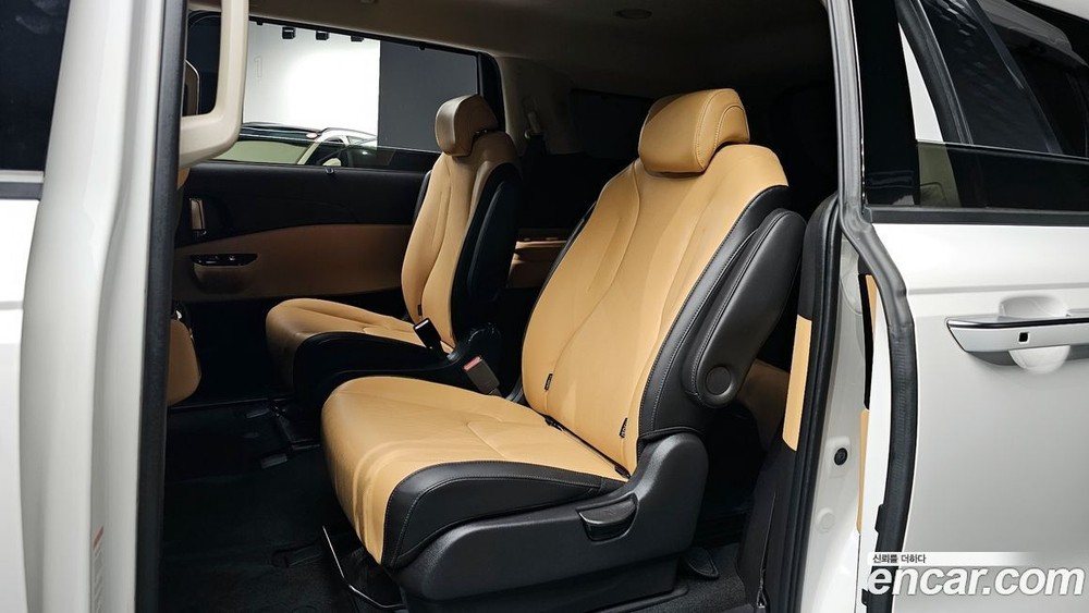 Kia Carnival (Sedona) 4 Generation 9-и местный Noblesse (11.2020)