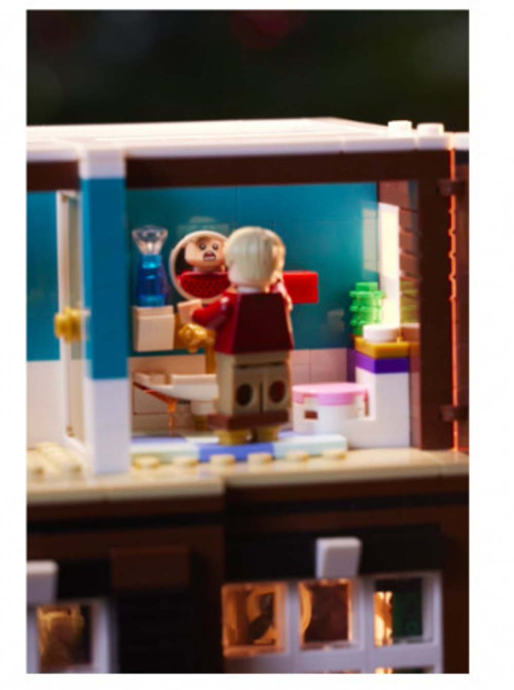 LEGO Ideas 21330 Home Alone, ЛЕГО конструктор 21330 Большой дом из к/ф Один  дома купить в Москве | Доставка по России.