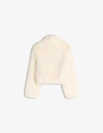 BERSHKA Шуба из искусственного меха, белый