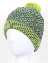 Зелено-синяя шапка с помпоном Maximo