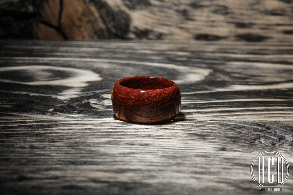 Деревянное кольцо "Простое" (Падук)