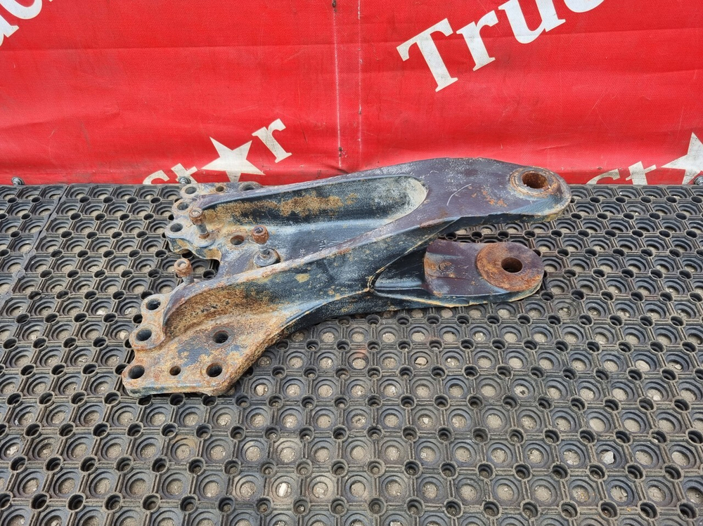 Кронштейн полурессоры задний