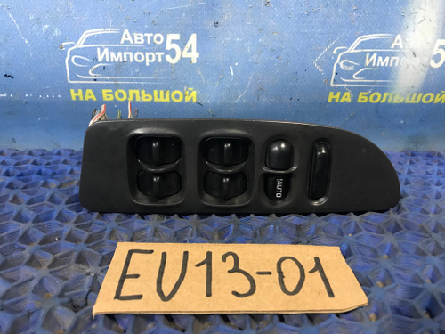 Блок управления стеклоподъемниками NISSAN BLUEBIRD 1993