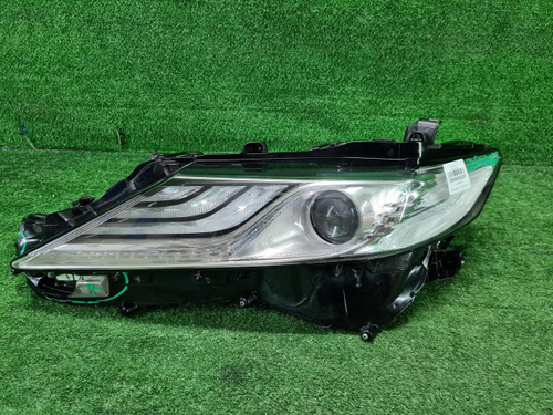 Фара левая Toyota Camry XV70 (2017-2021) LED
