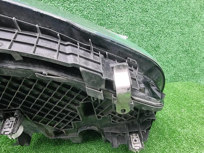 Фара левая BMW 5er G30 (2020-2023) Laser