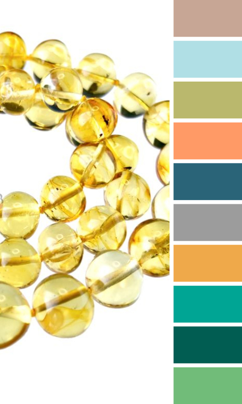 Бусы из крупного прозрачного янтаря