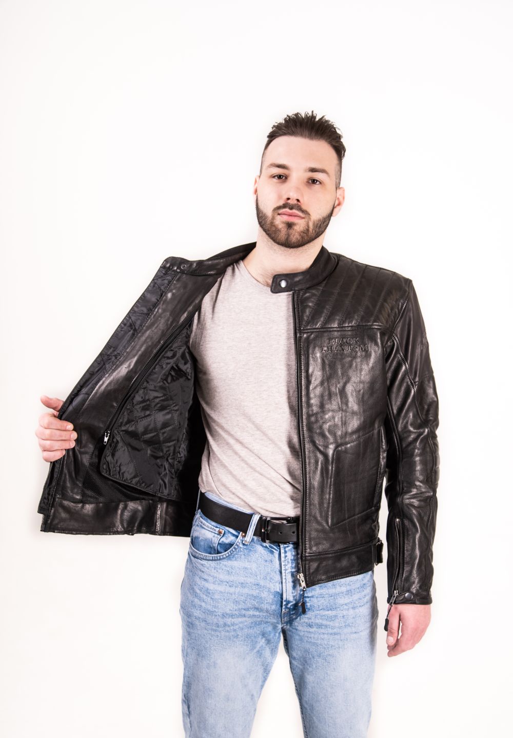 Phantom / Черный