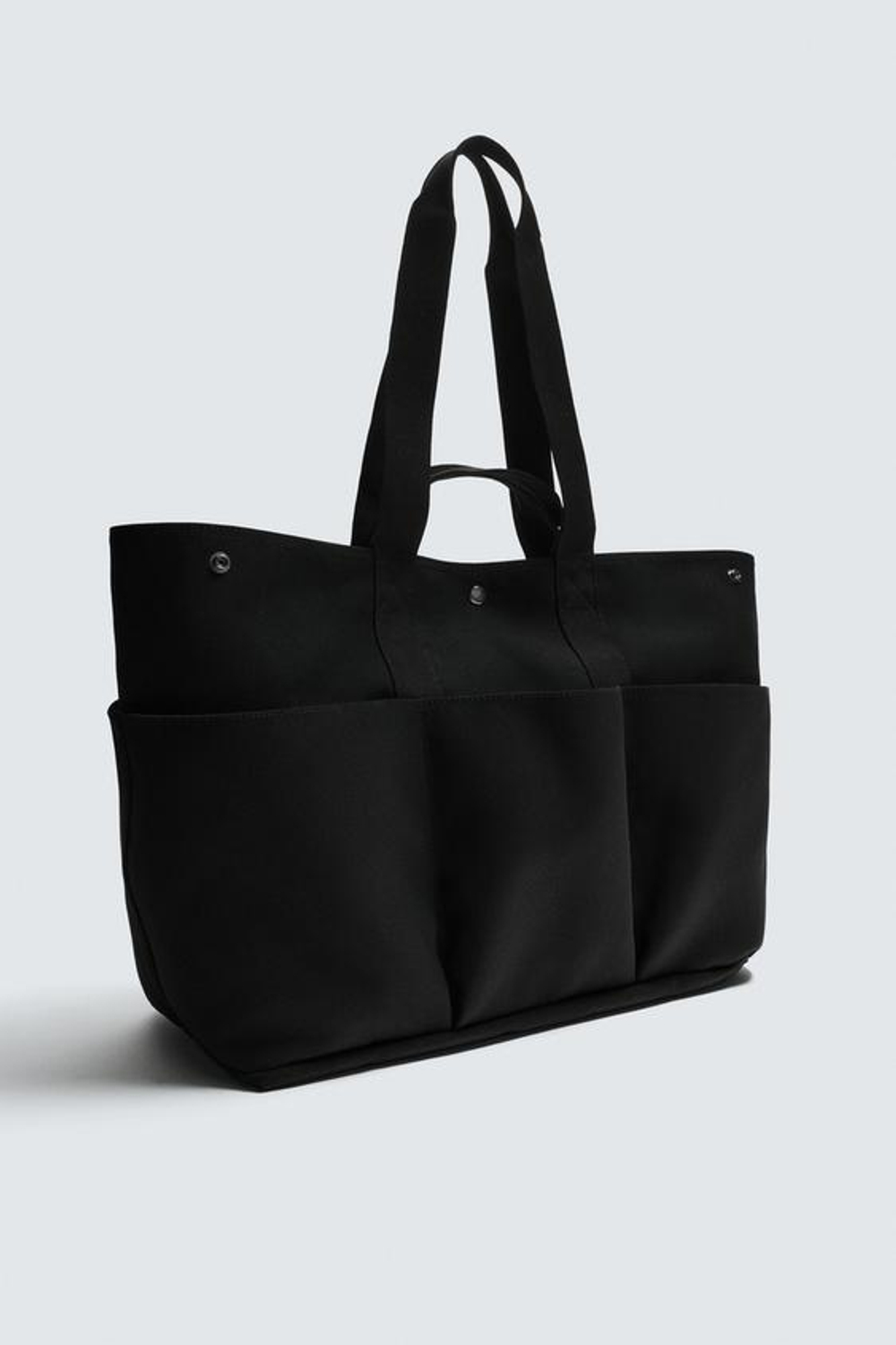 ZARA СУМКА ШОПЕР ИЗ ТЕХНО ТКАНИ, ЧЕРНЫЙ