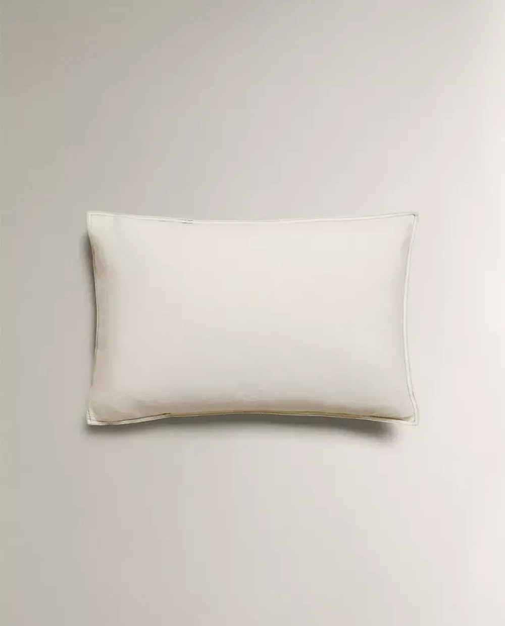 ZARA HOME НАВОЛОЧКА С ВЫШИВКОЙ, ЖЕЛТОВАТО-БЕЛЫЙ