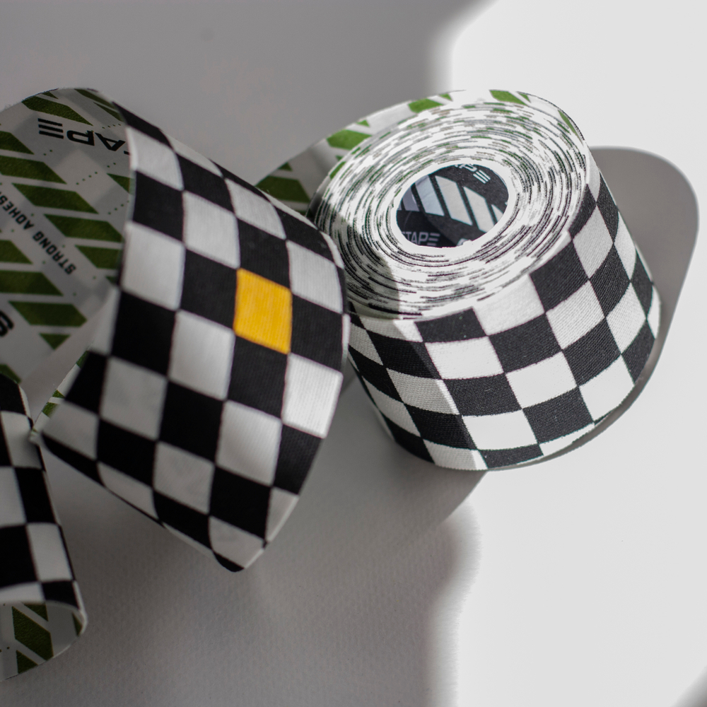 Кинезиотейп RaveTape STORM 5×5 — Race (RACE ON WHITE)