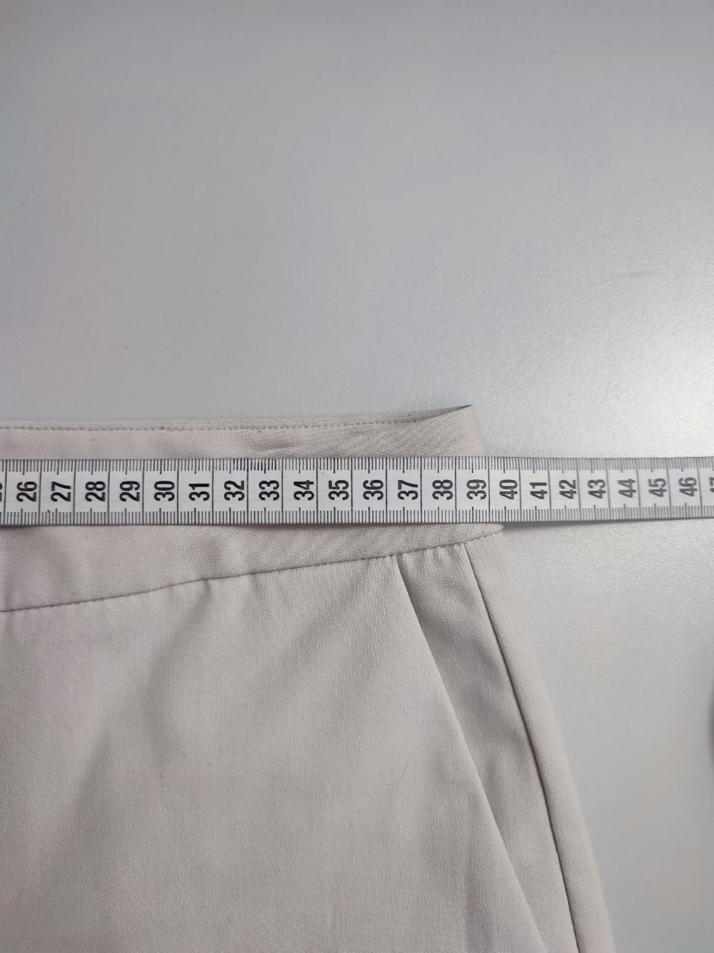 Брюки Zara светлые 42 размер