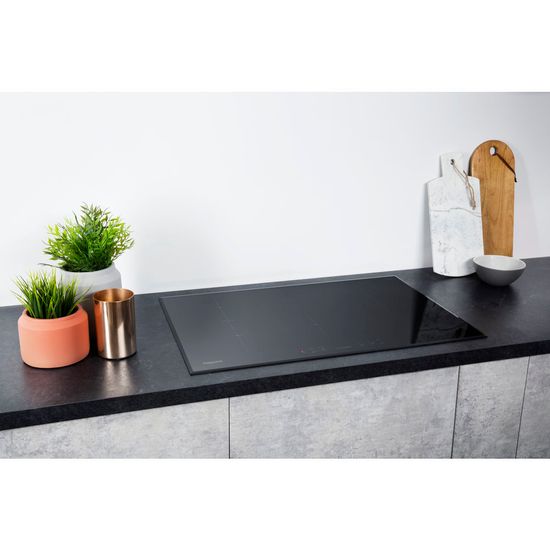 Индукционная варочная панель Hotpoint-Ariston KIA 640 C