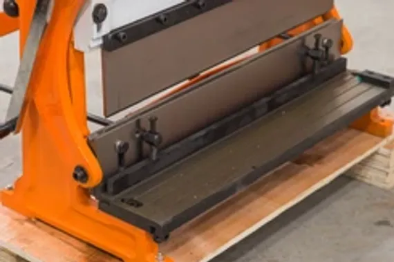 Трехосевые станочные тиски Optimum DAS 100