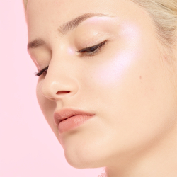 L’Oreal Paris Wake Up & Glow Light From Paradise - хайлайтер, 9 g
