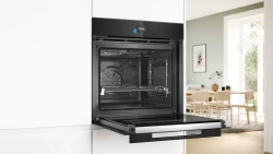 Встраиваемый электрический духовой шкаф Bosch HRG978NB1