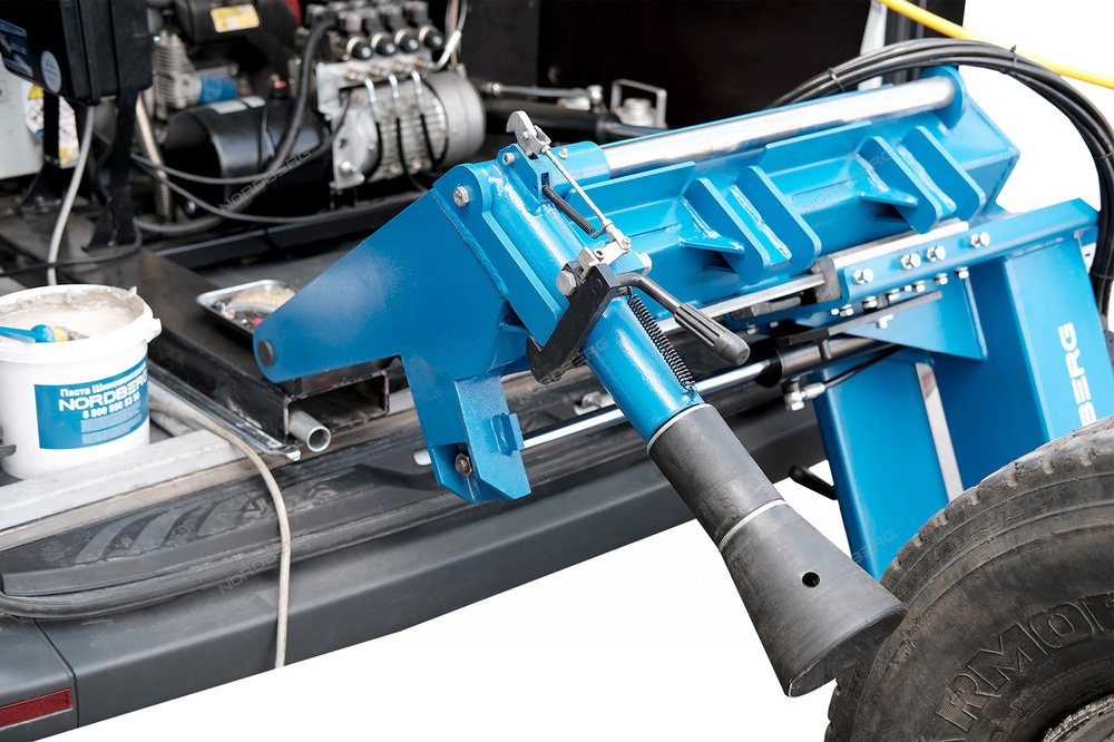 NORDBERG (46TRKM) Станок шиномонтажный мобильный для грузовых авто