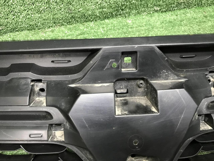 Решетка радиатора Renault Duster 1 (2015-2021)