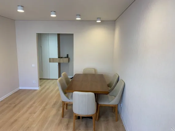 Стул Lind бежевый, ножки бук