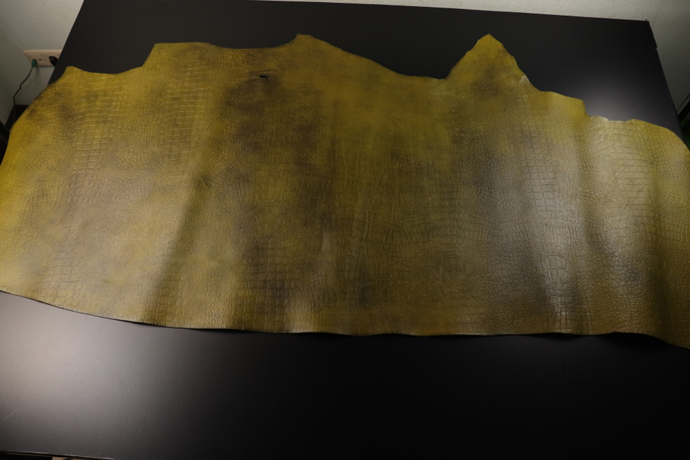 1,8-2,2 Юфть желтая гранж плита Кайман 165дм² (КЛ)