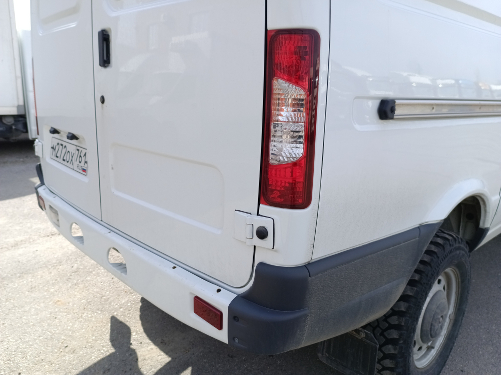GAZ SOBOL Цельнометаллический 27527 (Бензиновый, 2,7 л, 107 л.с, 4WD)