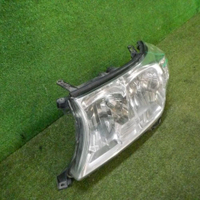 Фара левая Toyota Land Cruiser 200 (2007-2012) галоген