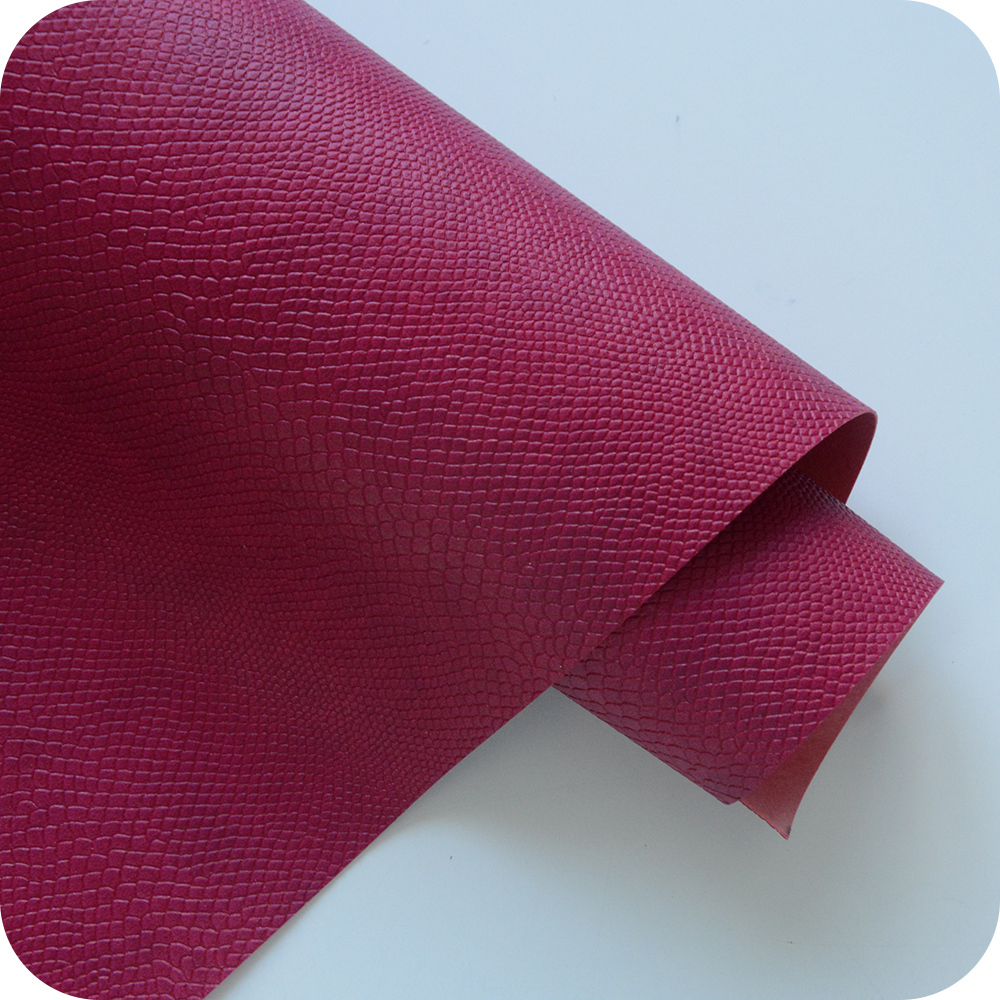 Кожзам переплетный с тиснением "Питон", пурпурный