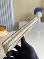 Louis Vuitton Zippy Wallet