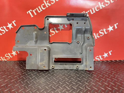 Кронштейн усилителя бампера левый