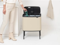 Brabantia Контейнер для мусора Bo Touch 3x11 л бежевый