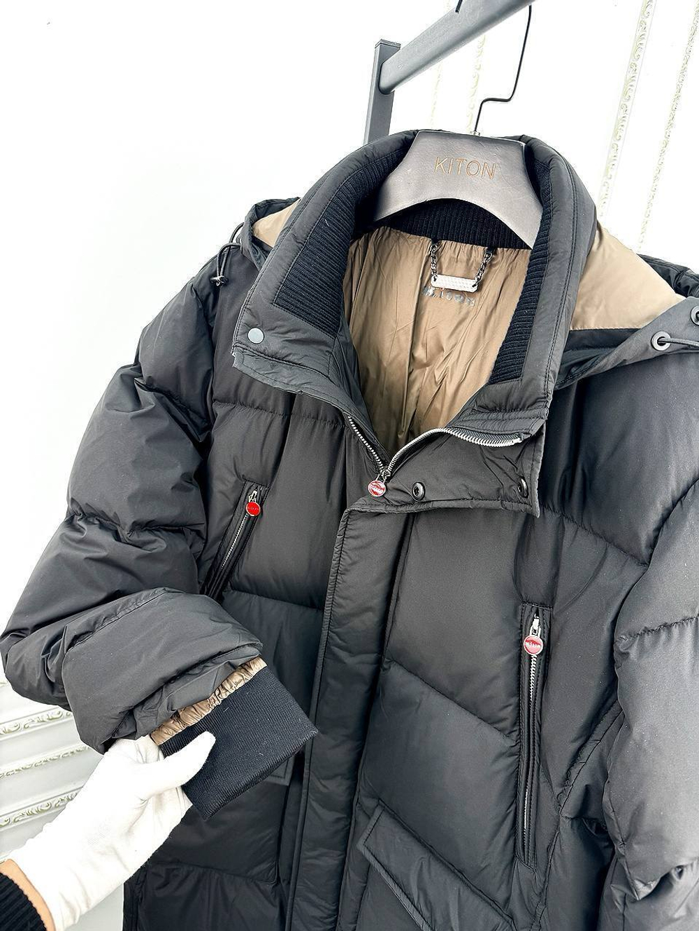 Пуховик Kiton