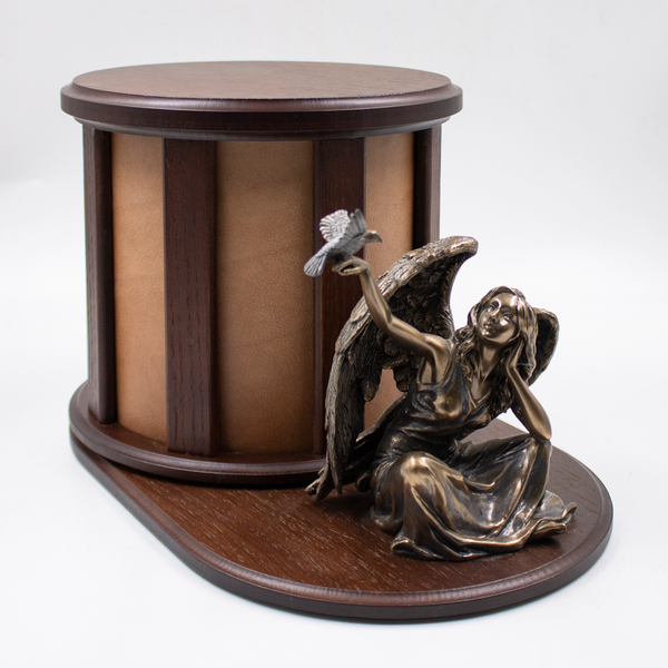 Урна для праха "Ротонда Ангел с голубем" шпон