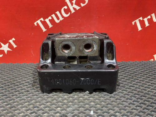 Подушка двигателя задняя 2023г