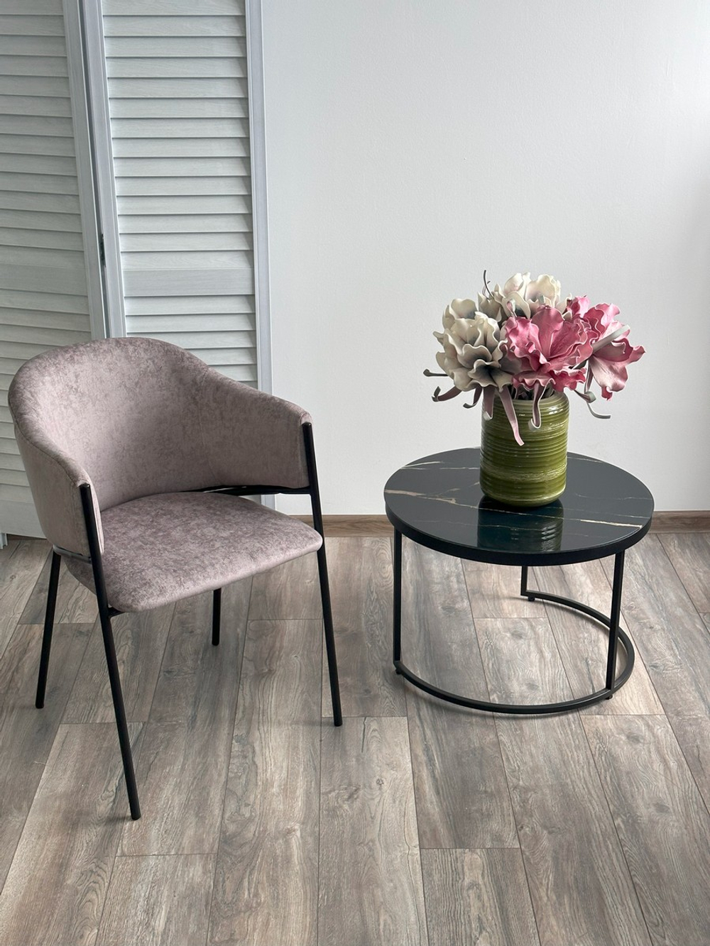 Стул М-City DISAUR Дилл, Rain 11 Капучино, Велюр, Черный каркас