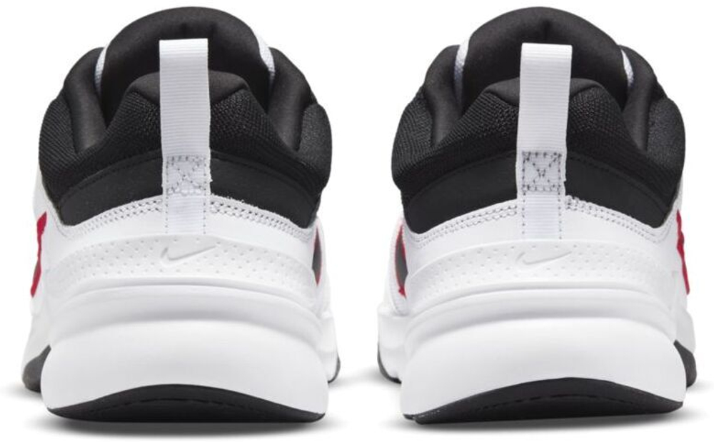 Кроссовки Nike Defy All Day